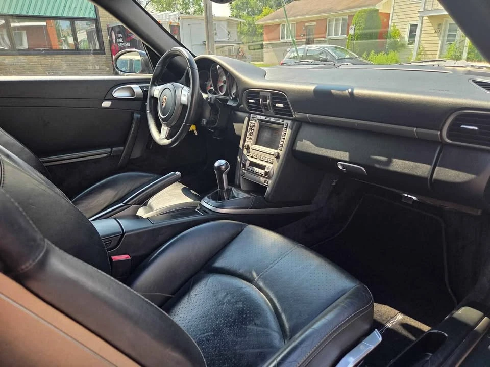2008 Porsche 997 Carrera 4 - Image 15 of 18