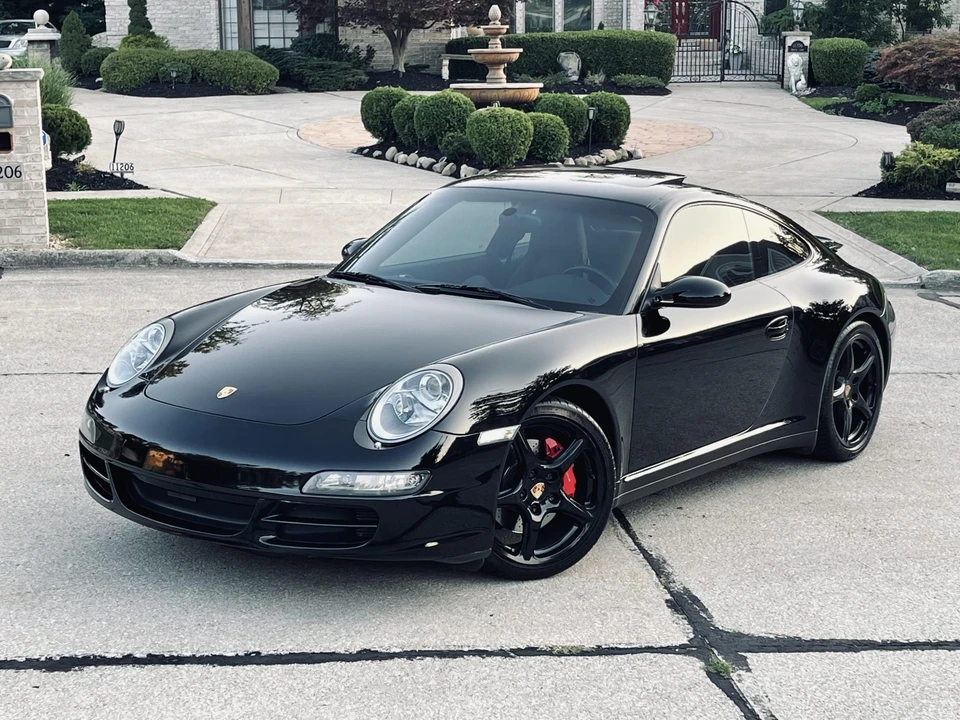 2008 Porsche 997 Carrera 4S - Image 2 of 31