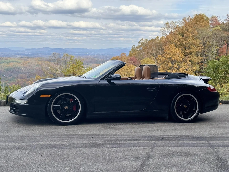 2008 Porsche 997 Carrera 4S - Image 2 of 31
