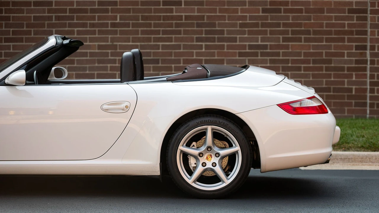 2008 Porsche 997 Carrera - Image 18 of 31