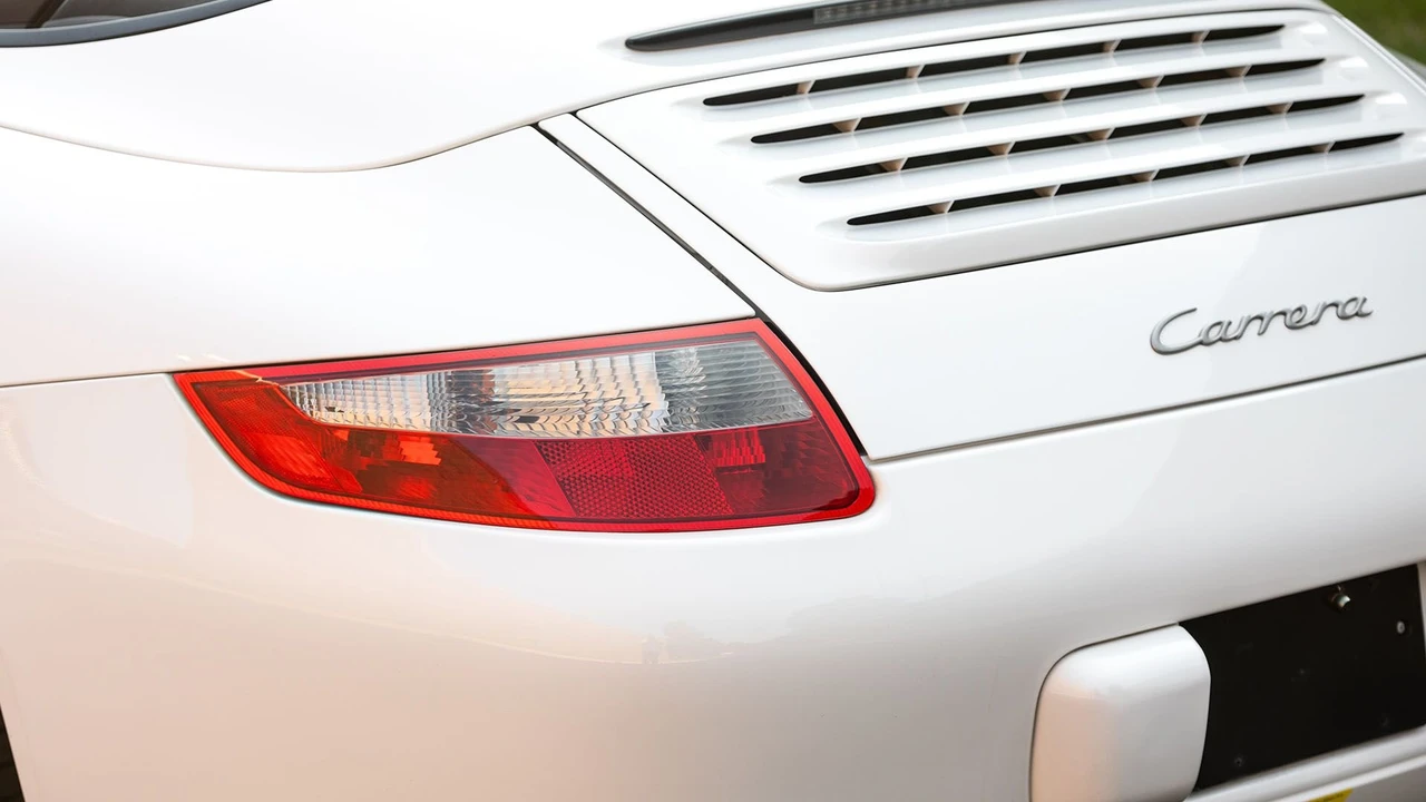 2008 Porsche 997 Carrera - Image 27 of 31