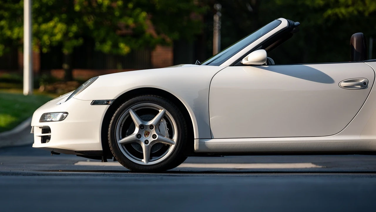 2008 Porsche 997 Carrera - Image 13 of 31