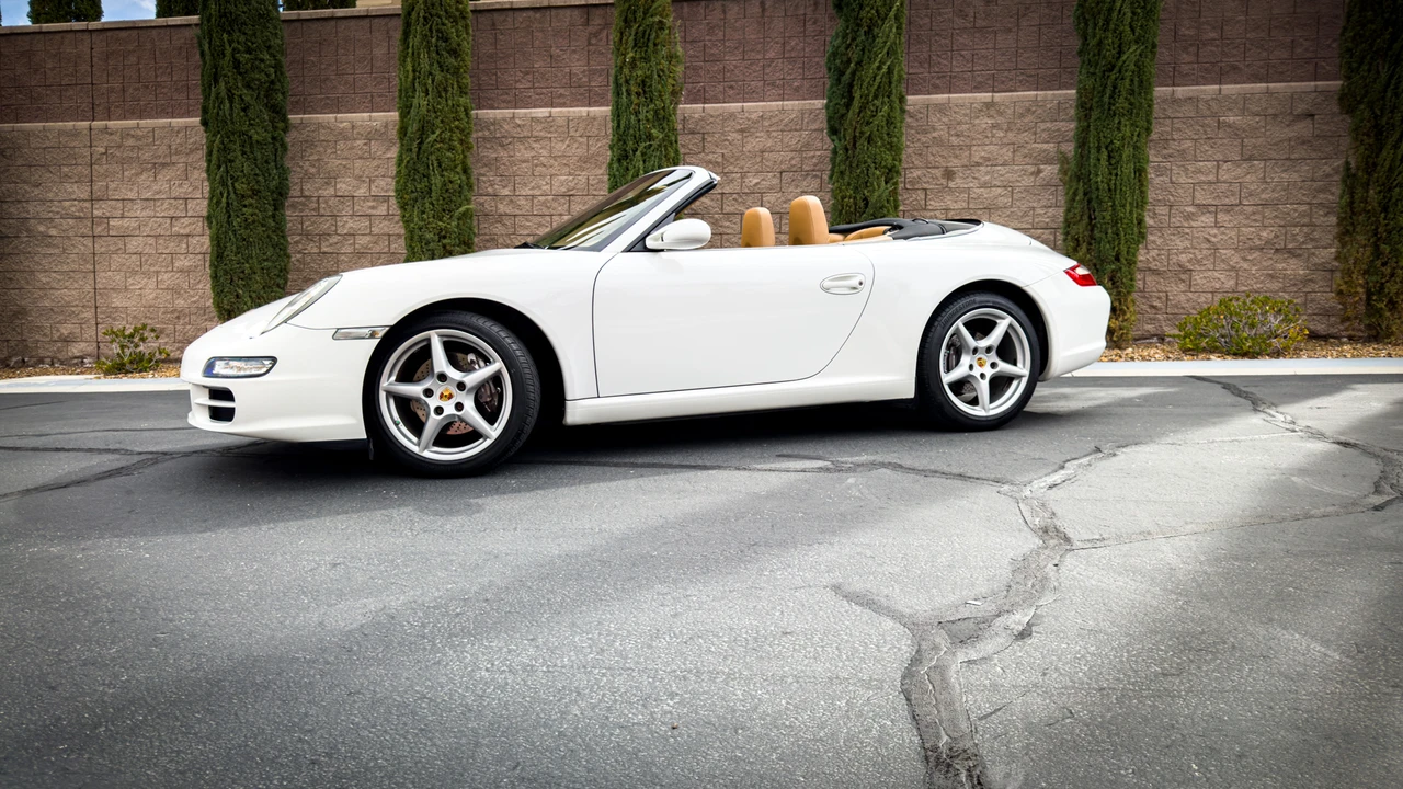 2008 Porsche 997 Carrera - Image 11 of 31