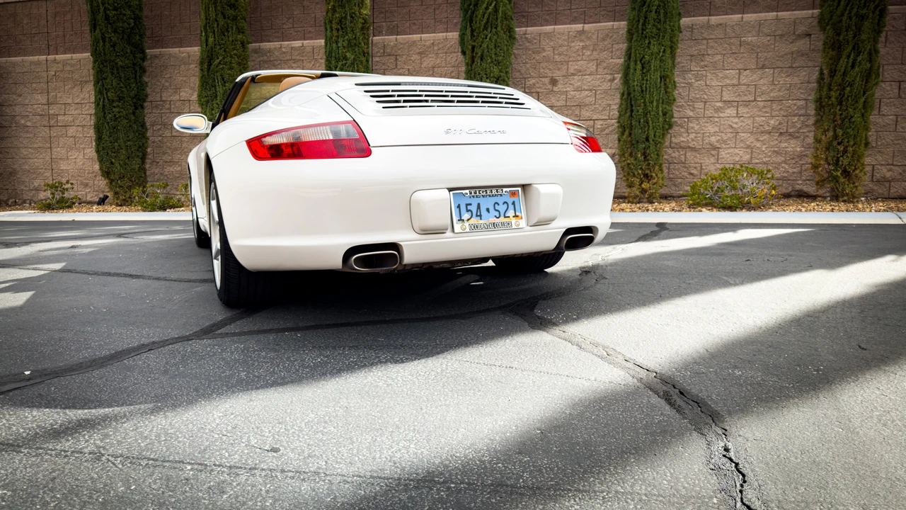 2008 Porsche 997 Carrera - Image 26 of 31