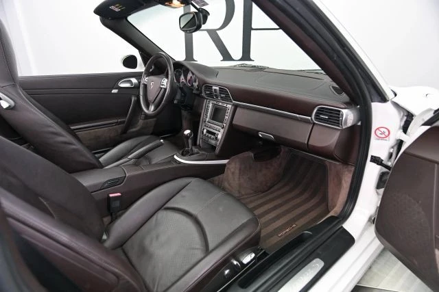 2008 Porsche 997 Carrera S - Image 19 of 31