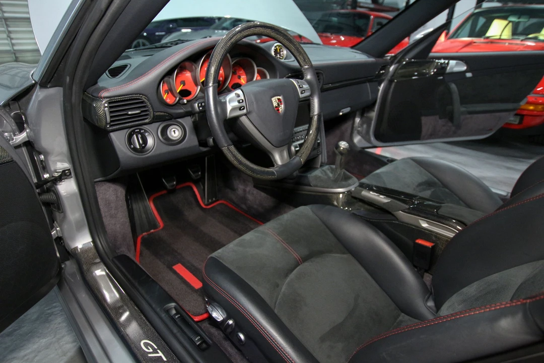 2008 Porsche 997 GT2 - Image 28 of 31