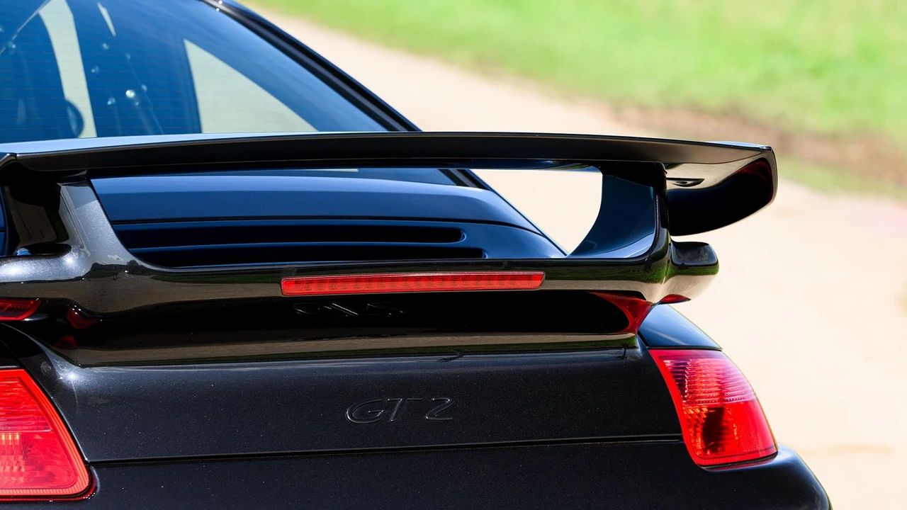 2008 Porsche 997 GT2 - Image 19 of 31