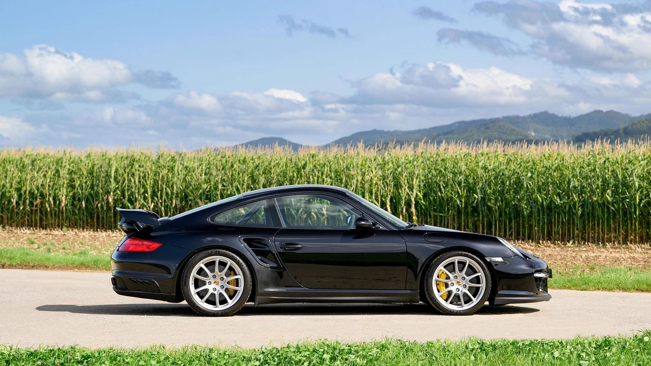 2008 Porsche 997 GT2 - Image 8 of 31