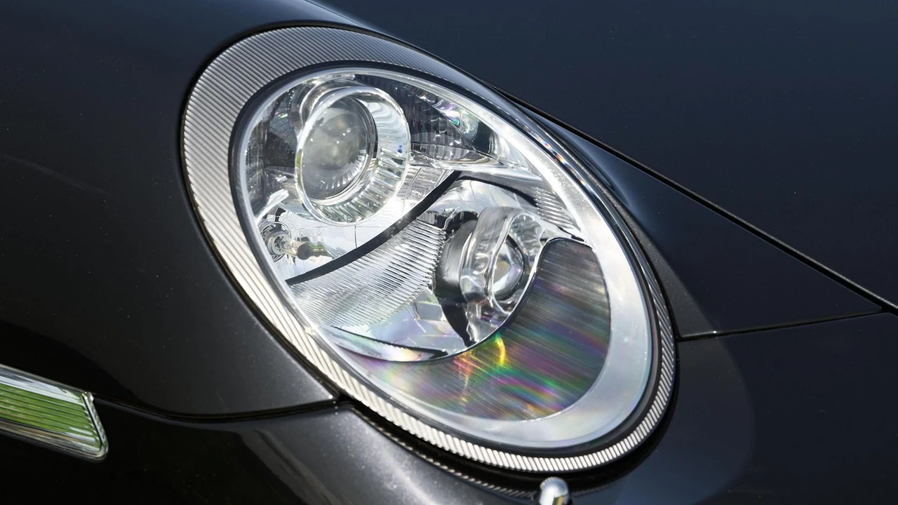 2008 Porsche 997 GT2 - Image 15 of 31