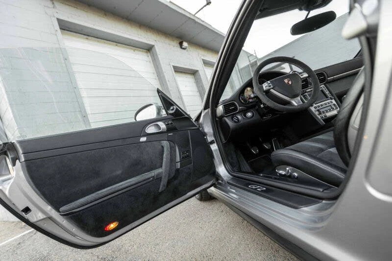 2008 Porsche 997 GT2 - Image 29 of 31