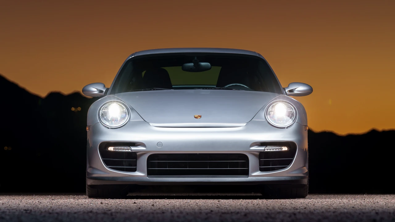 2008 Porsche 997 GT2 - Image 12 of 31