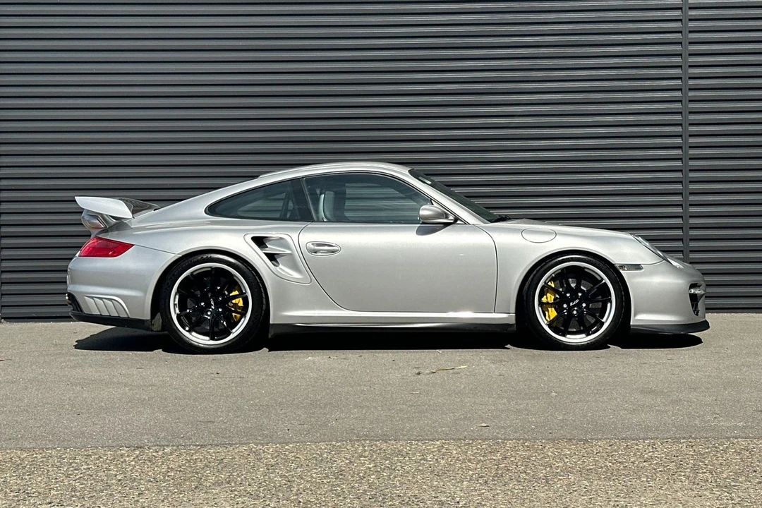 2008 Porsche 997 GT2 - Image 9 of 21