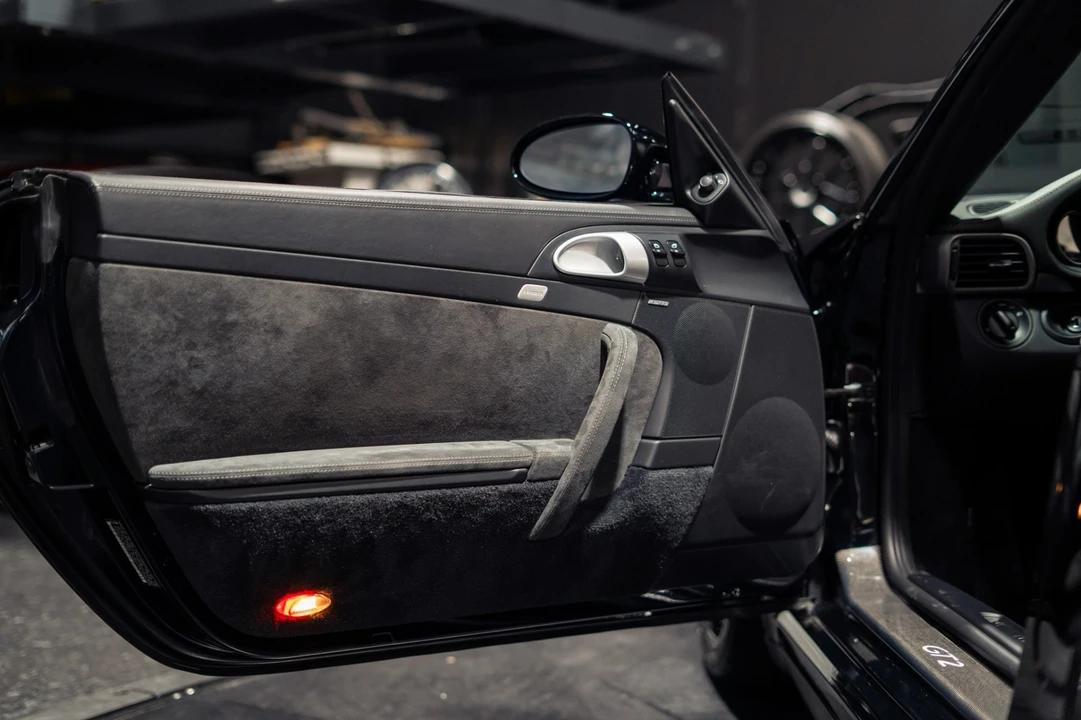 2008 Porsche 997 GT2 - Image 16 of 31