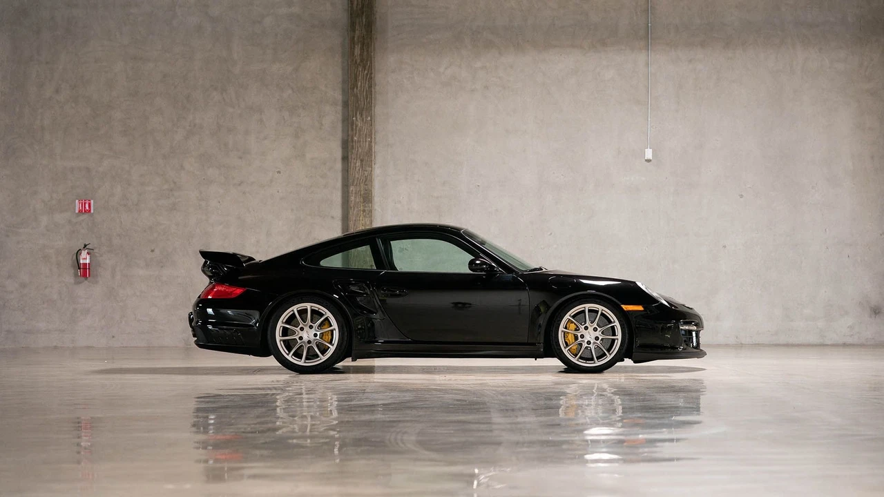 2008 Porsche 997 GT2 - Image 4 of 31