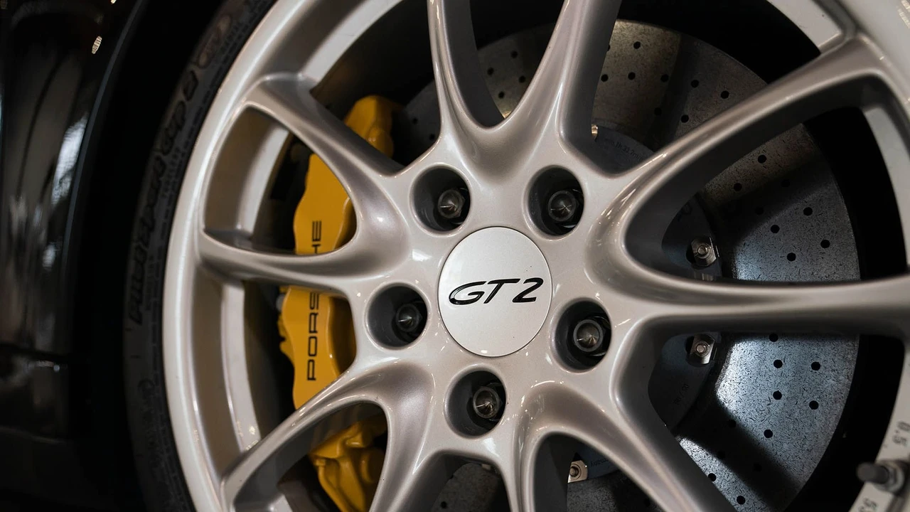 2008 Porsche 997 GT2 - Image 5 of 31