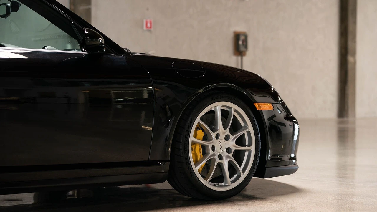 2008 Porsche 997 GT2 - Image 27 of 31