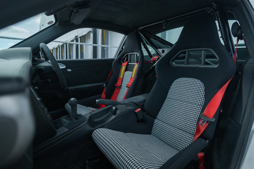 2008 Porsche 997 GT2 - Image 29 of 31