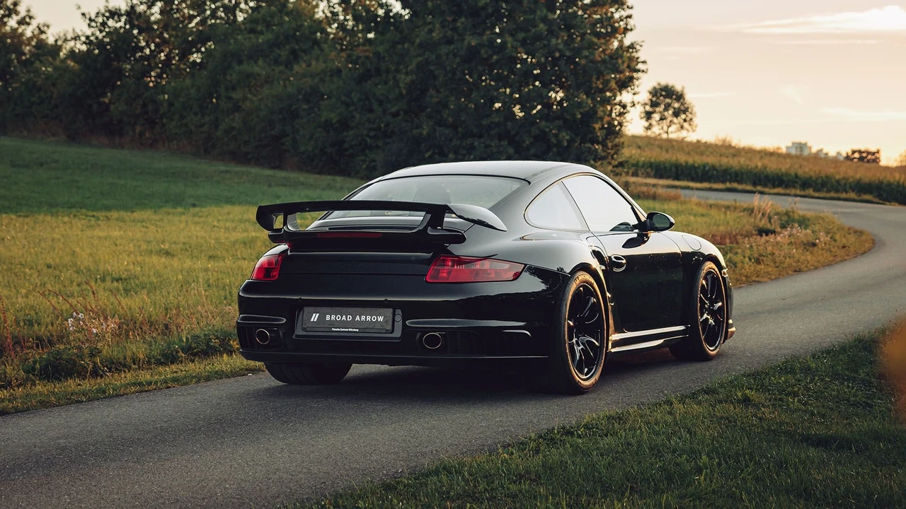 2008 Porsche 997 GT2 - Image 13 of 31