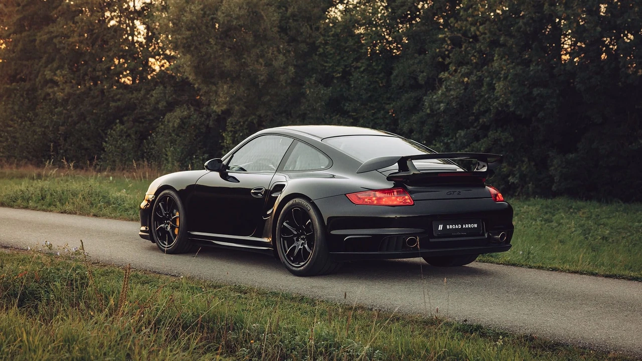 2008 Porsche 997 GT2 - Image 16 of 31