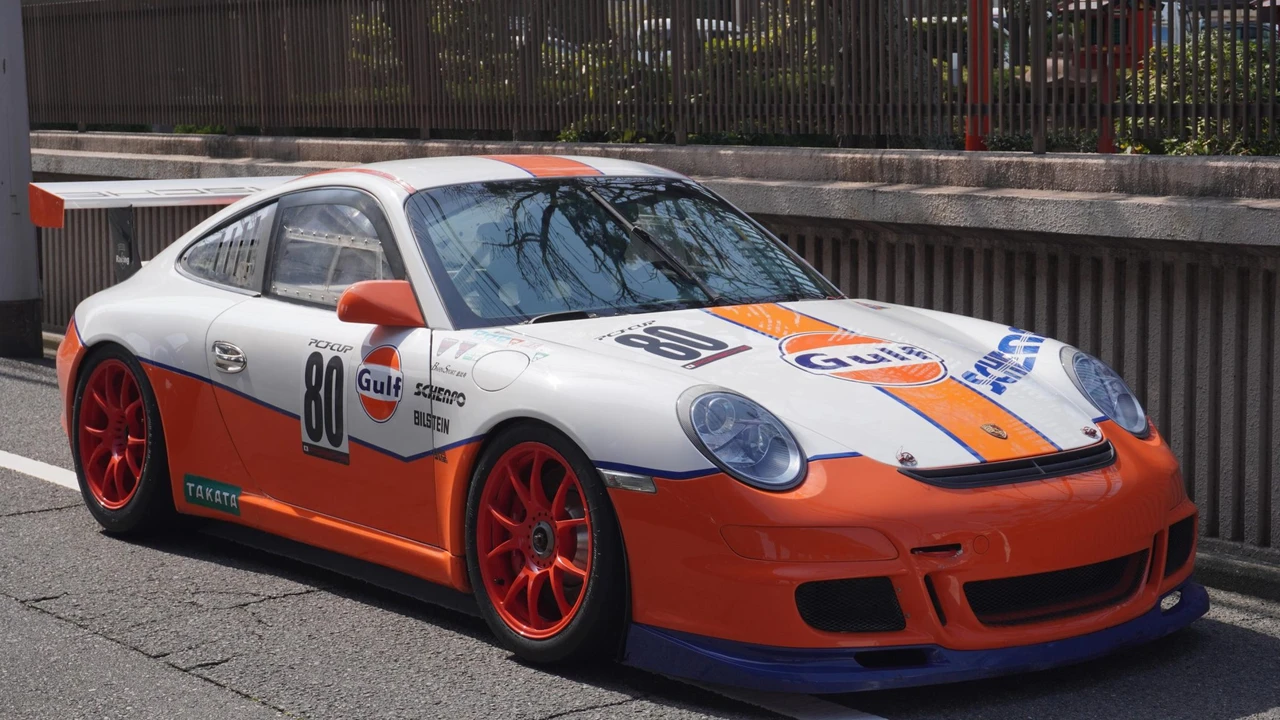 2008 Porsche 997 GT3 - Image 2 of 31