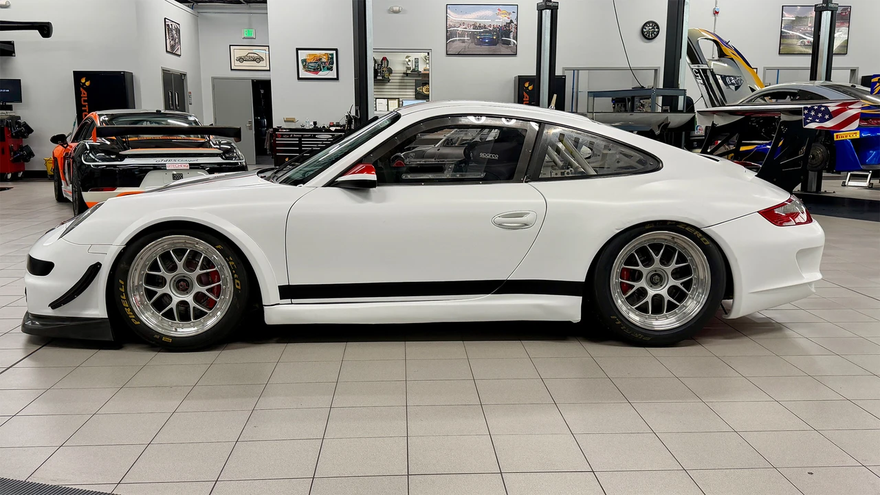 2008 Porsche 997 GT3 - Image 9 of 31