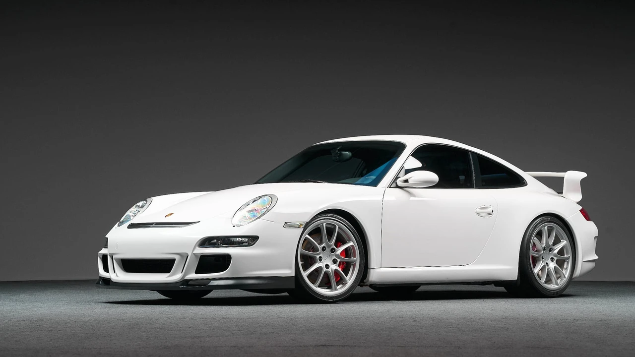2008 Porsche 997 GT3 - Image 2 of 31