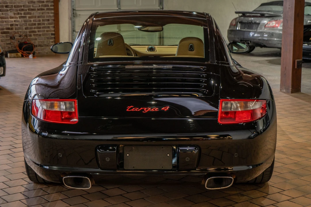 2008 Porsche 997 Carrera - Image 10 of 31