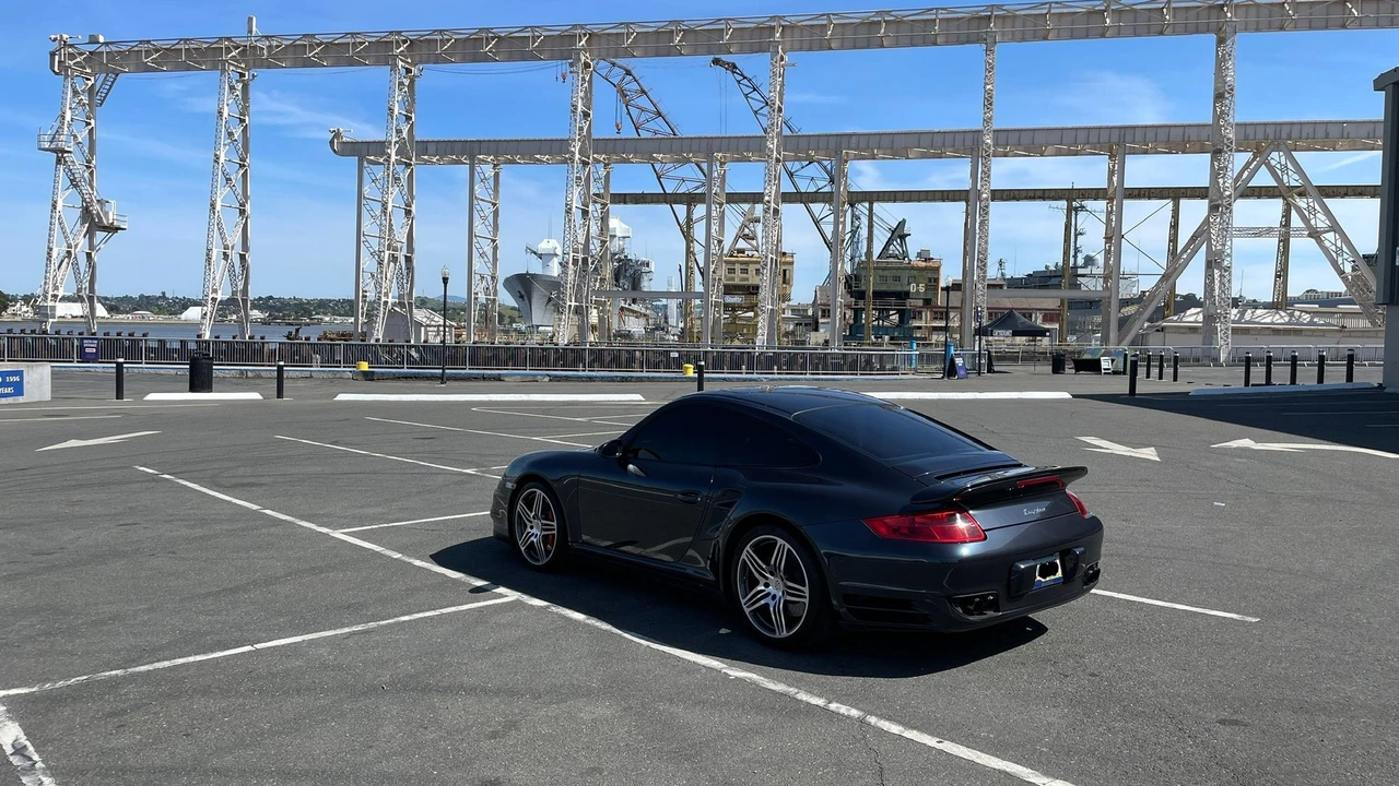 2008 Porsche 997 Turbo - Image 9 of 16