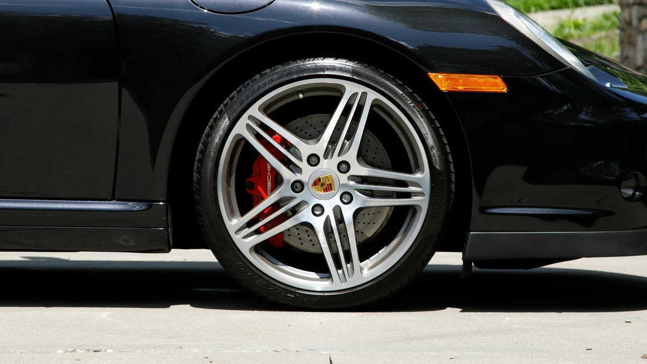 2008 Porsche 997 Turbo - Image 30 of 31