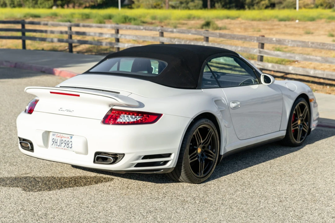 2008 Porsche 997 Turbo - Image 15 of 31
