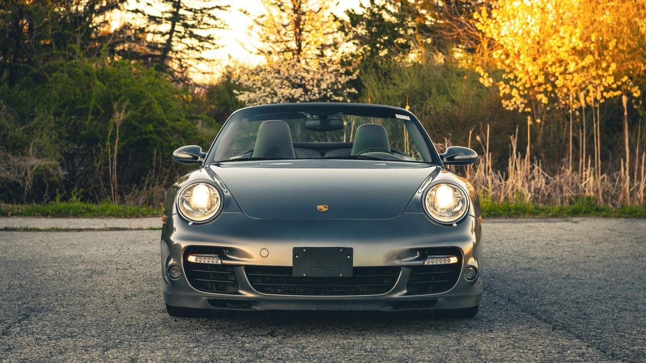 2008 Porsche 997 Turbo - Image 2 of 31