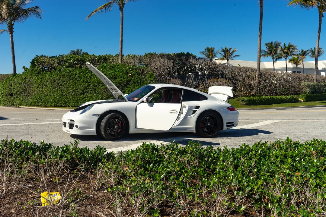 2008 Porsche 997 Turbo - Image 29 of 31