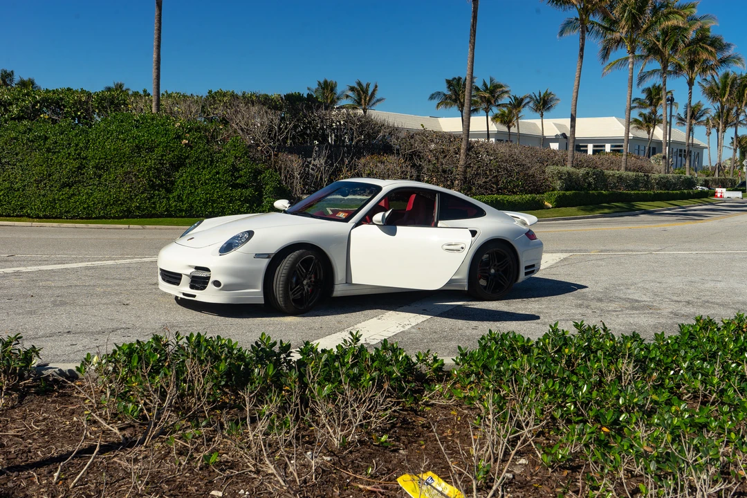 2008 Porsche 997 Turbo - Image 28 of 31