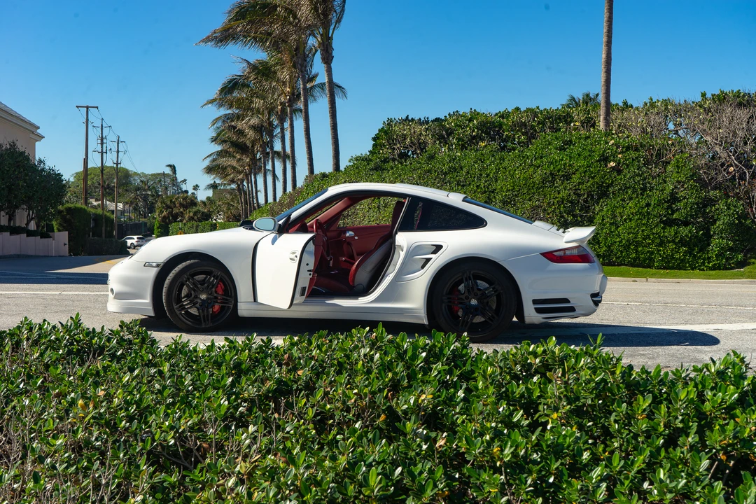 2008 Porsche 997 Turbo - Image 30 of 31