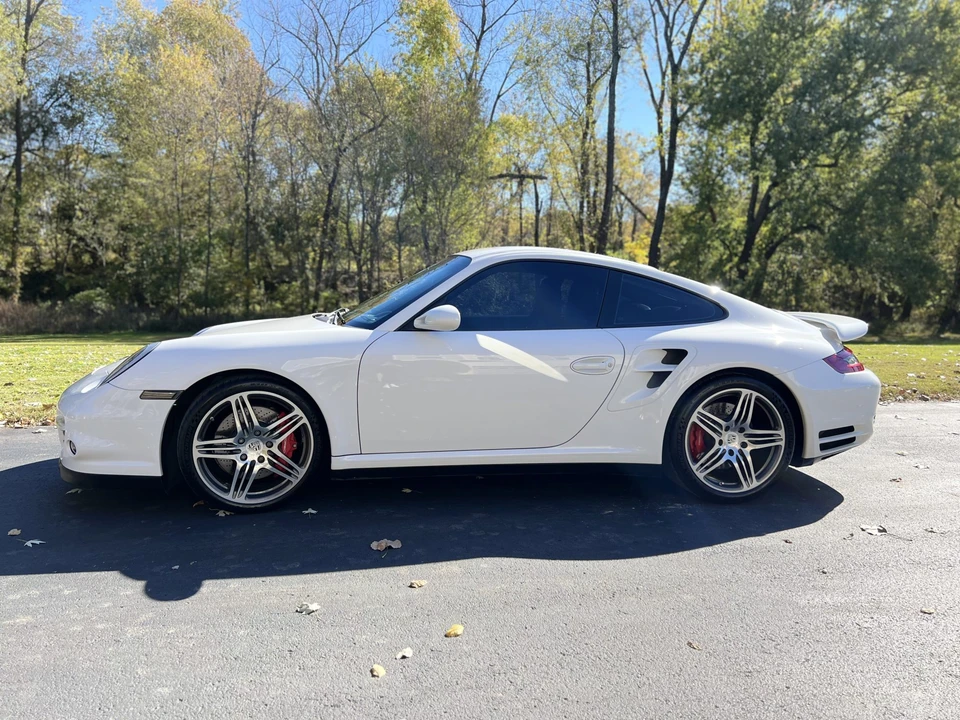 2008 Porsche 997 Turbo - Image 16 of 31