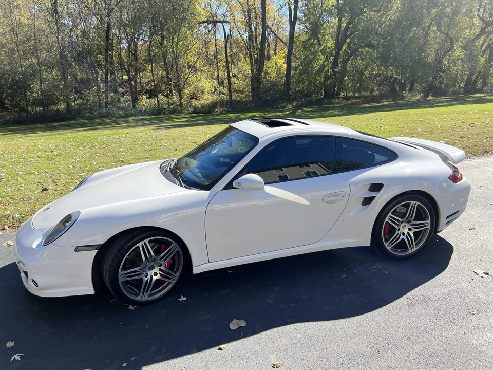 2008 Porsche 997 Turbo - Image 14 of 31