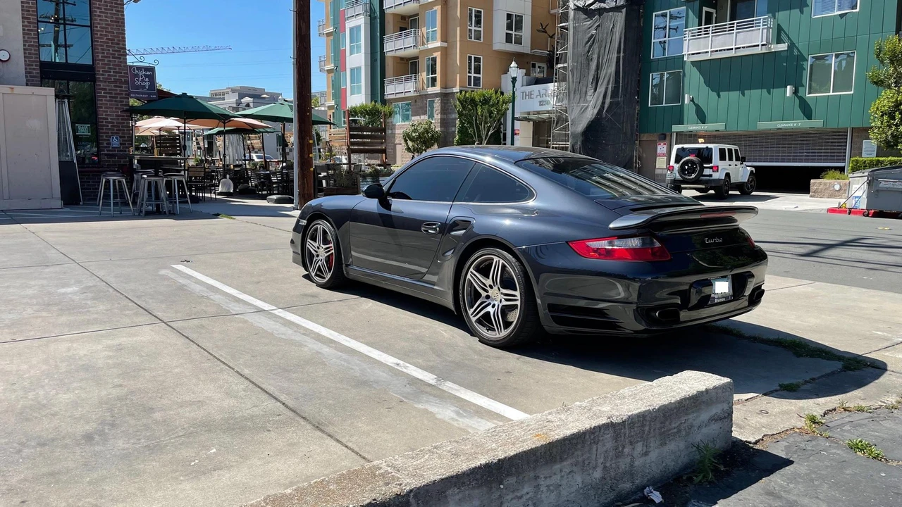 2008 Porsche 997 Turbo - Image 19 of 31