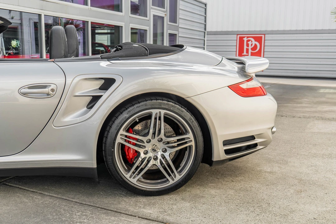 2008 Porsche 911 - Image 4 of 31