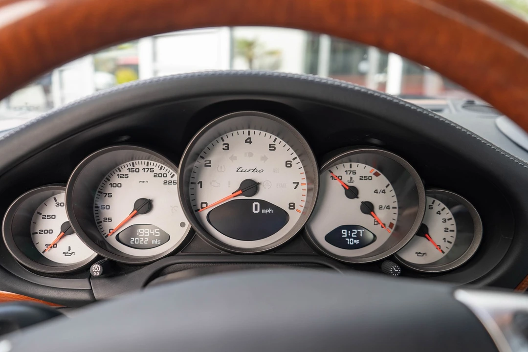 2008 Porsche 911 - Image 14 of 31
