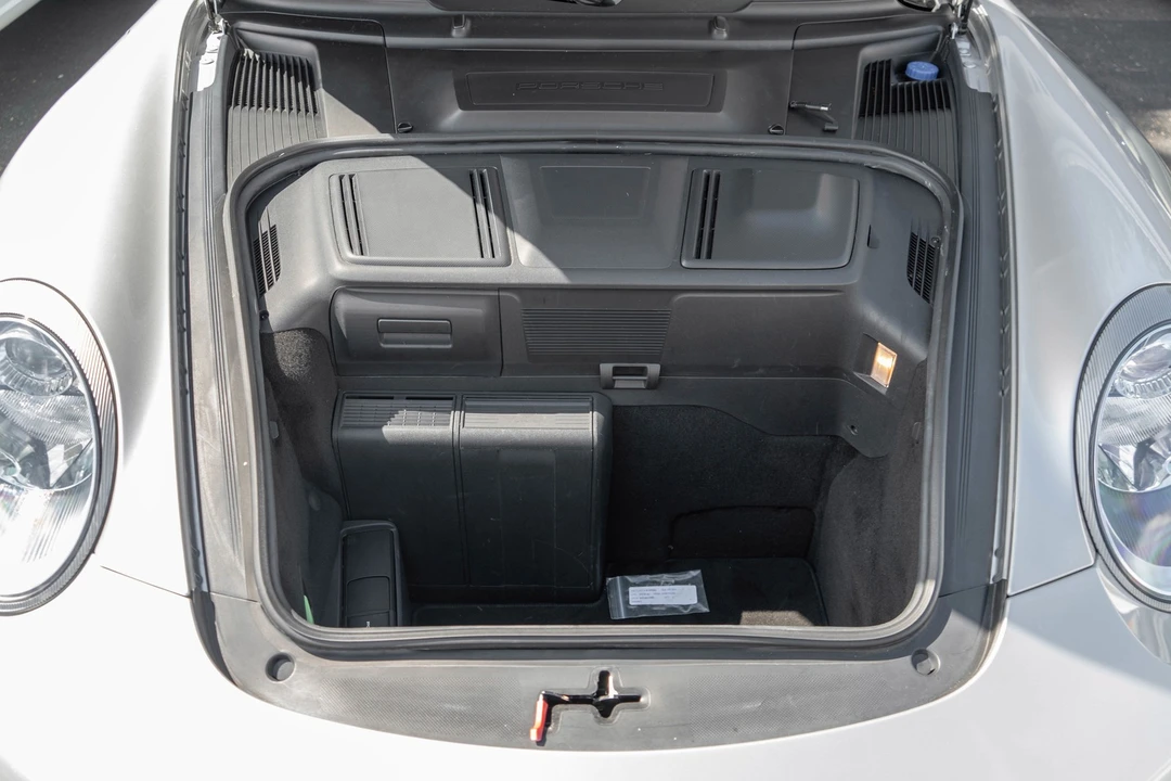 2008 Porsche 911 - Image 29 of 31