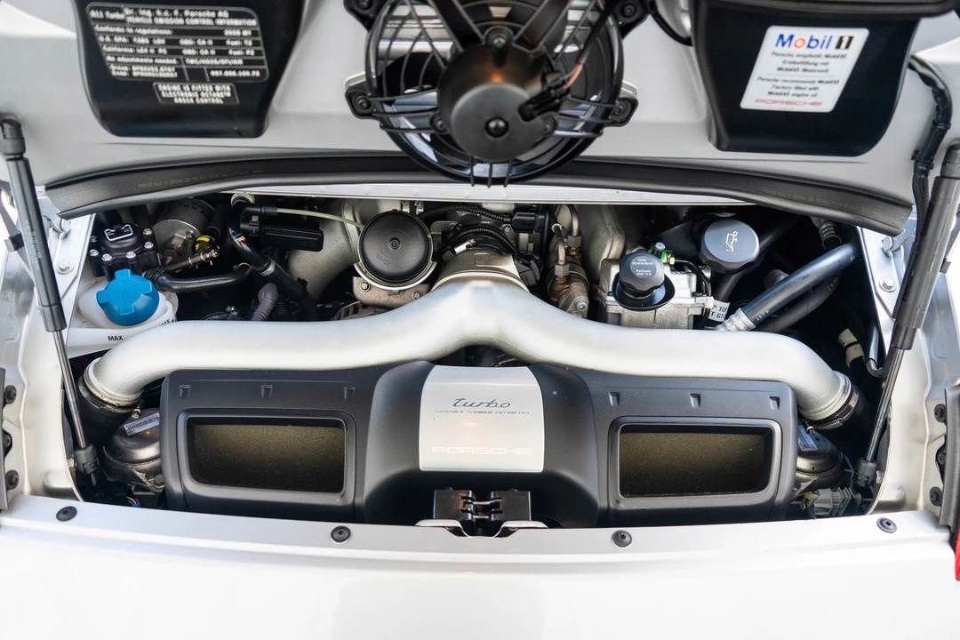 2008 Porsche 911 - Image 28 of 31