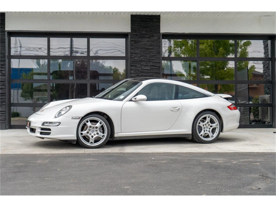 2008 Porsche 997 Carrera - Image 2 of 31