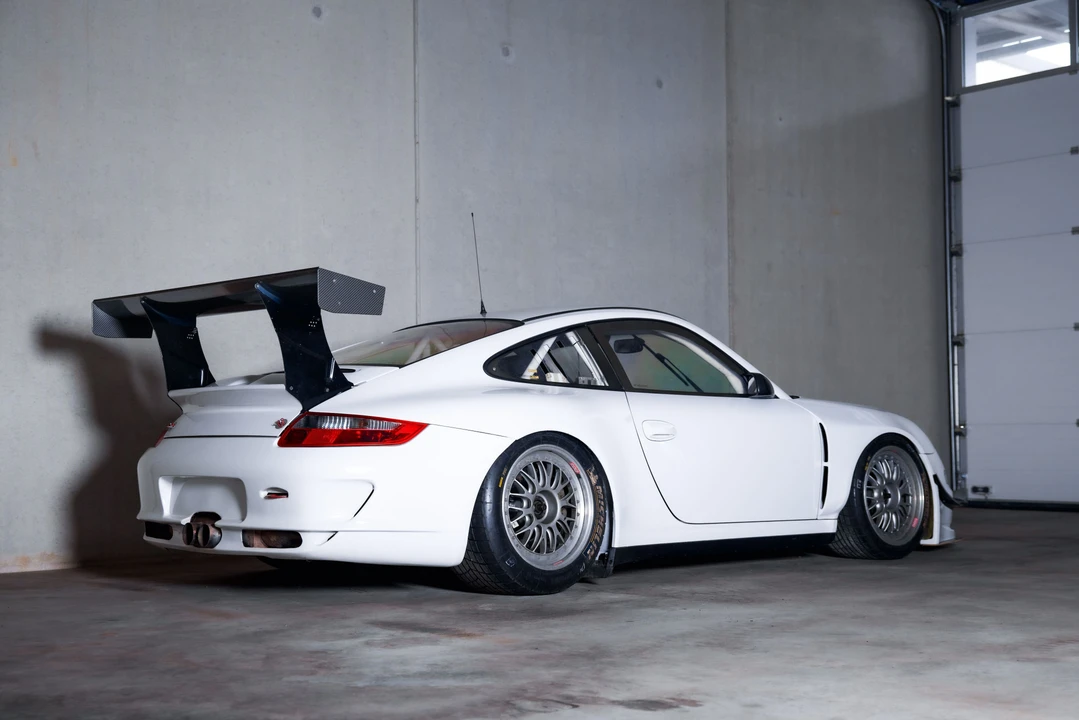 2008 Porsche 997 GT2 - Image 3 of 31