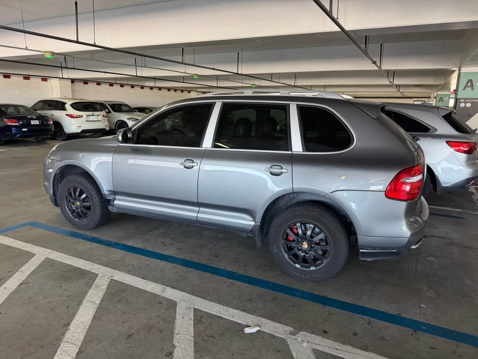 2008 Porsche 955/957 Cayenne - Image 2 of 9