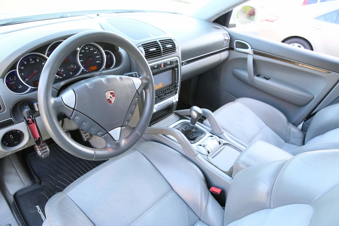 2008 Porsche 955/957 Cayenne GTS - Image 8 of 31