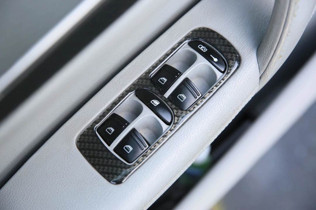 2008 Porsche 955/957 Cayenne GTS - Image 23 of 31