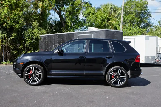 2008 Porsche 955/957 Cayenne GTS - Image 4 of 31