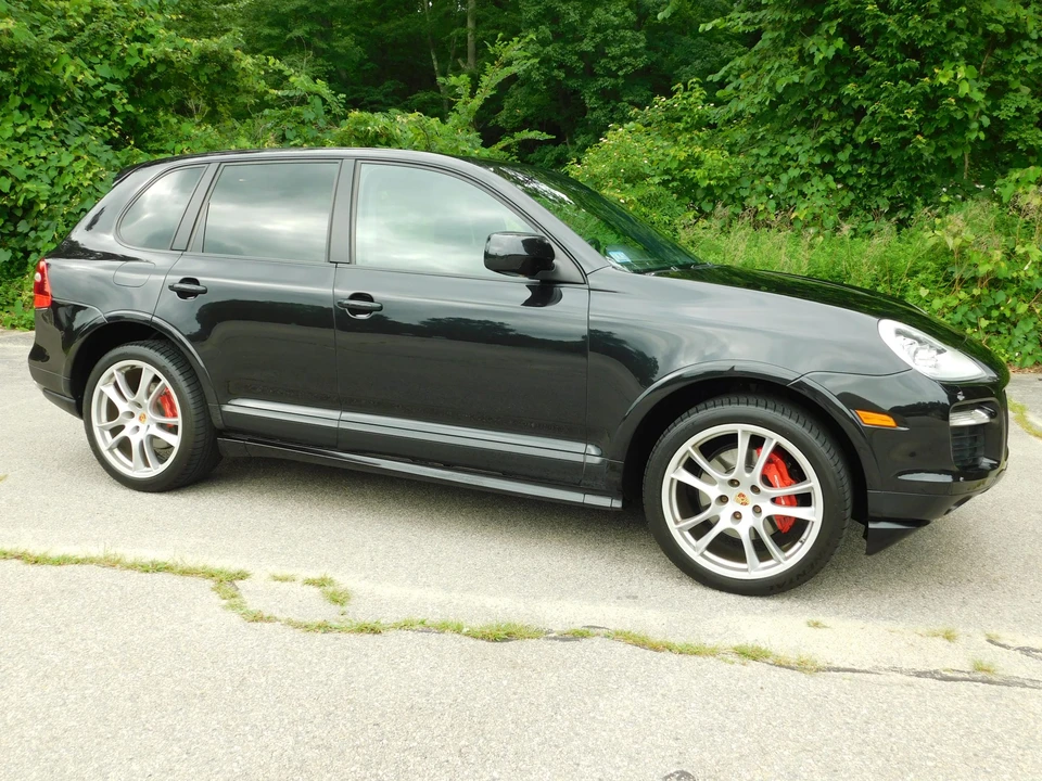 2008 Porsche 955/957 Cayenne GTS - Image 2 of 31