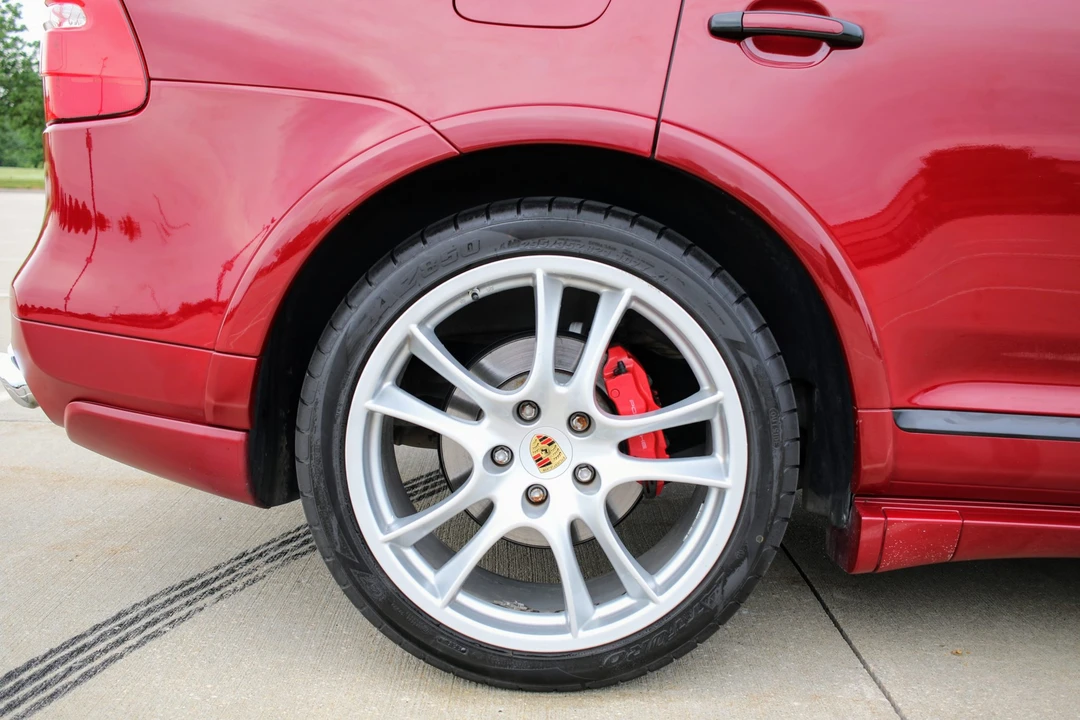 2008 Porsche 955/957 Cayenne GTS - Image 24 of 31