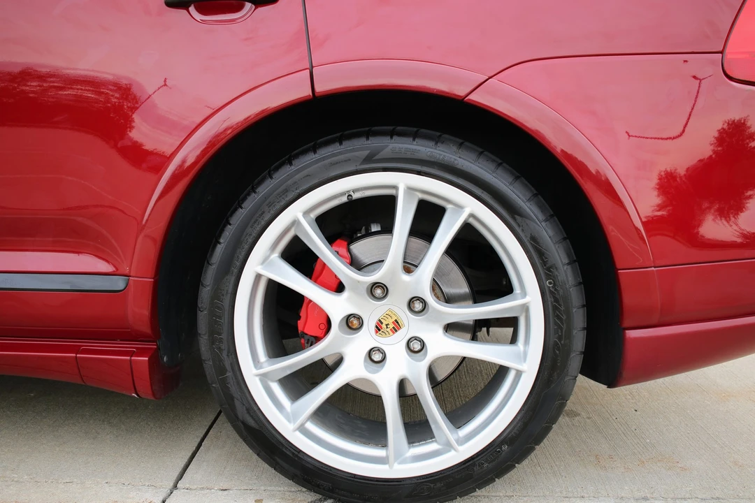 2008 Porsche 955/957 Cayenne GTS - Image 25 of 31